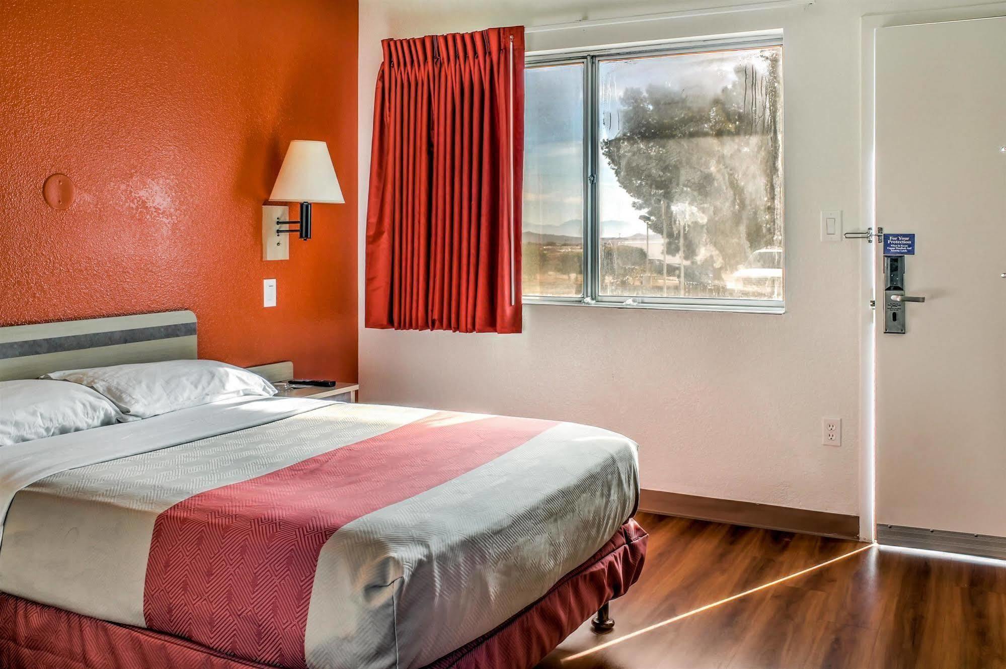 Motel 6-Mojave, Ca Exteriér fotografie